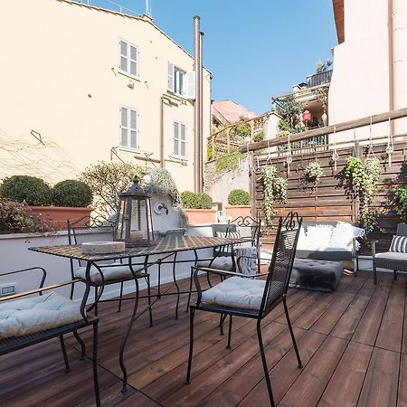 ローマLoft&Terrace - Elevated Elegance At Navonaアパートメント エクステリア 写真