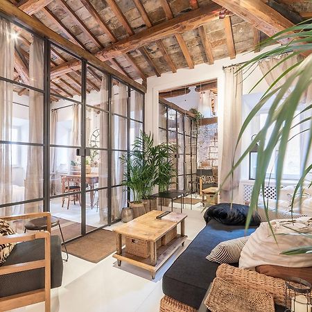 ローマLoft&Terrace - Elevated Elegance At Navonaアパートメント エクステリア 写真
