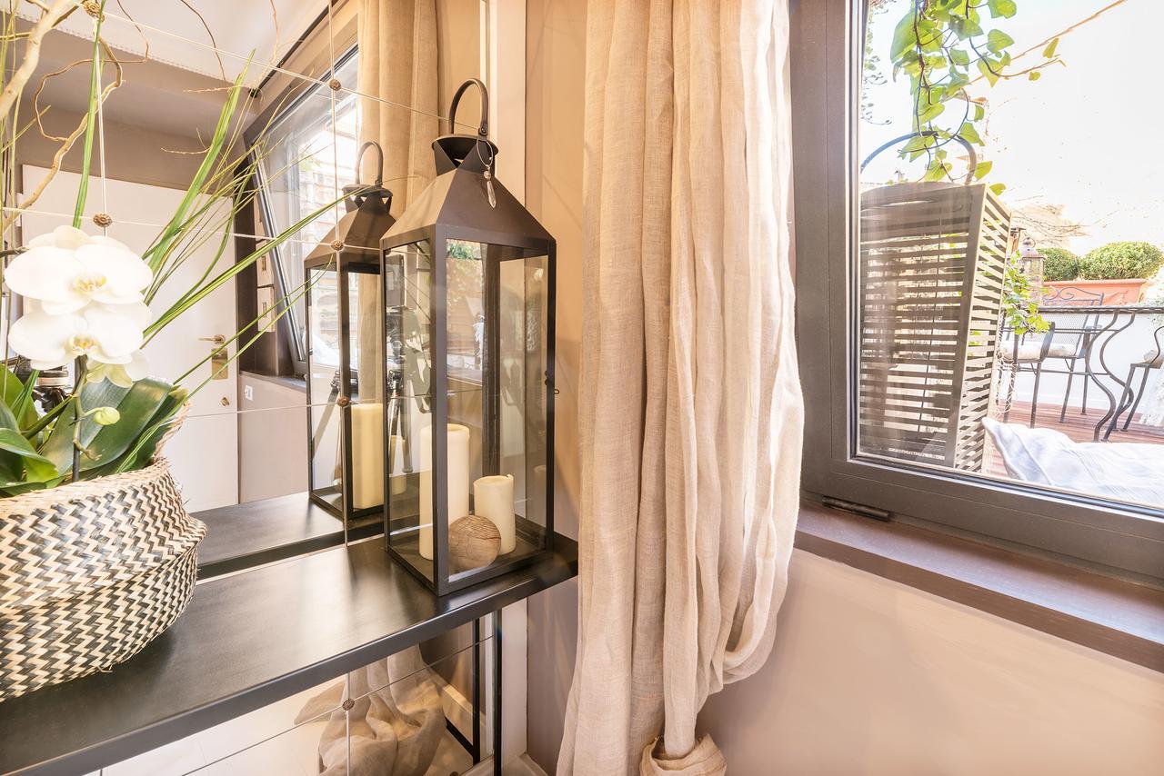 ローマLoft&Terrace - Elevated Elegance At Navonaアパートメント エクステリア 写真